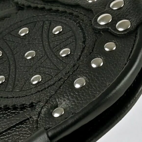 Highlander Scottish Kilt Sporran With Celtic Craft Stone Black Men Sporran NEW - Picture 3 of 8